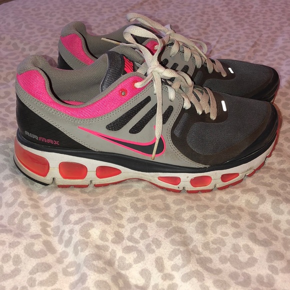 Nike Shoes - Nike Air Max